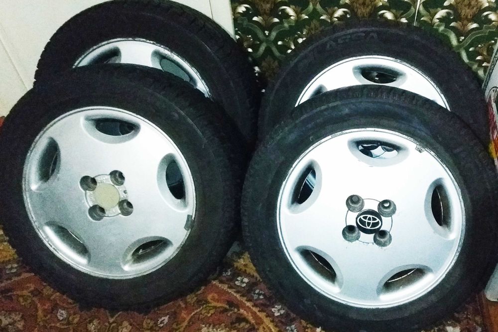 Диски GM с зимней резиной Lassa Iceways 2 (185/60. R15 88T - все б/у).