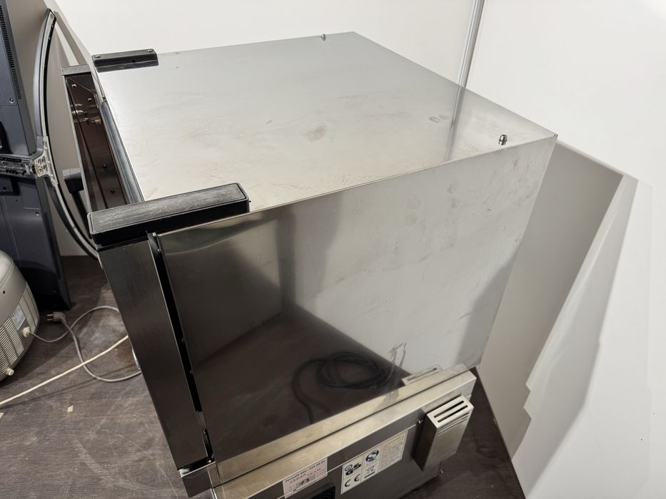 Конвекційна піч з парозволоженням, пороконвектомат ggmgastro