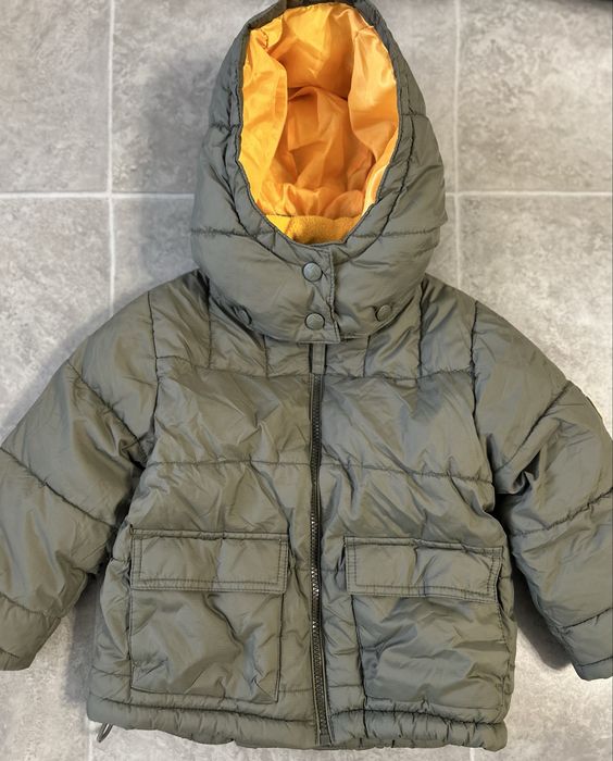 Курточка H&M