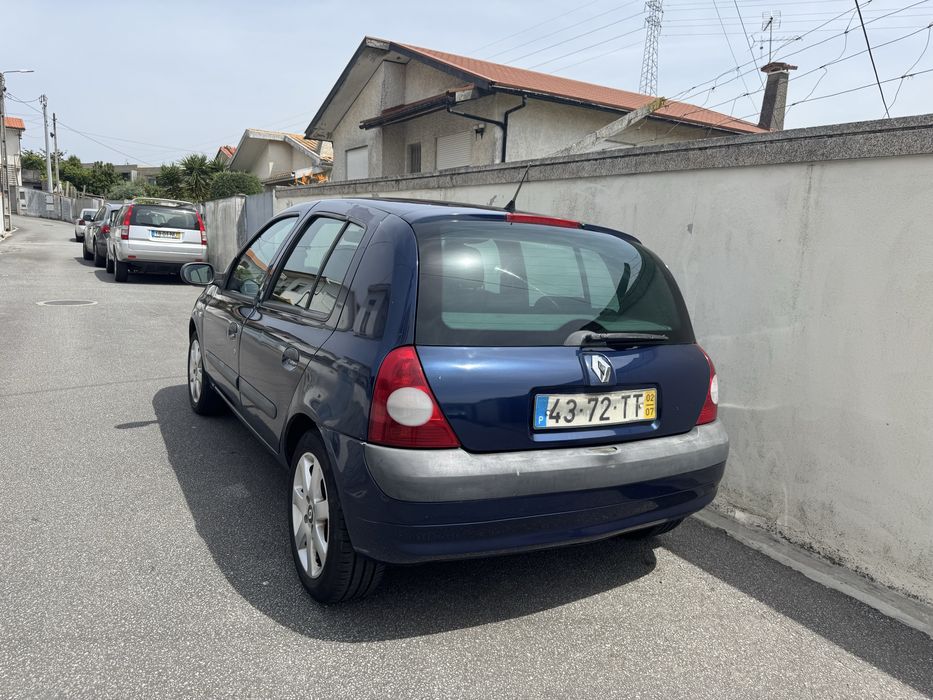 Renault Clio a disel de 5 portas 1.5 DCI