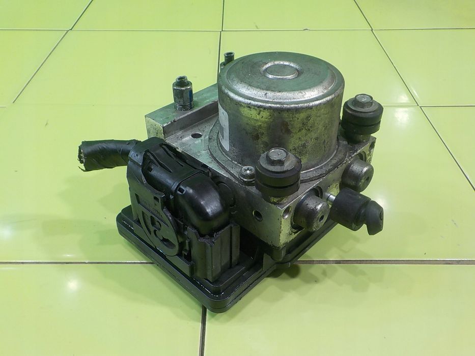 NISSAN JUKE F15 I LIFT I 1.2 B 14r 5D pompa ABS