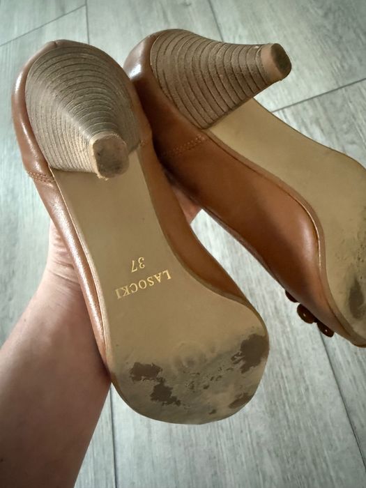 Buty na obcasie Lasocki skóra r.37