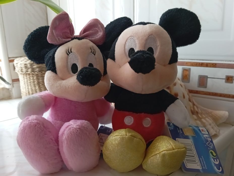 Mickey e Minnie Peluches Novos com Etiquetas