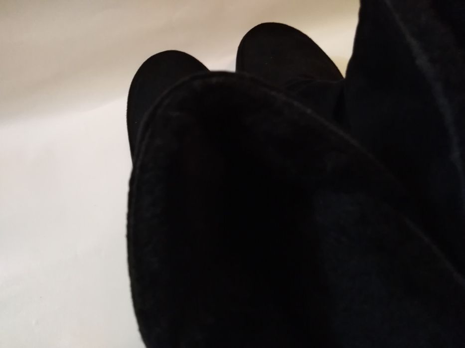 SALDOS Botas de senhora camurça, sem salto.