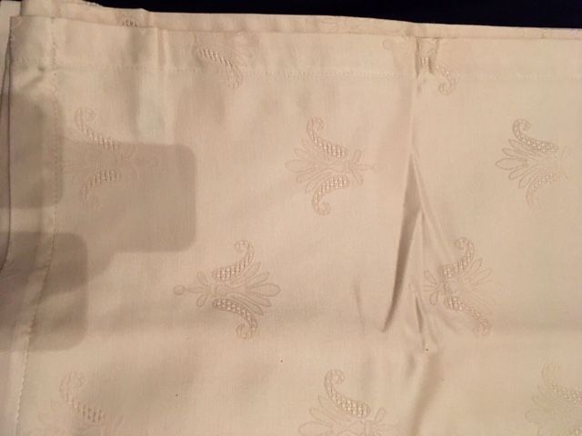 Toalha de Mesa Tecido Adamascado