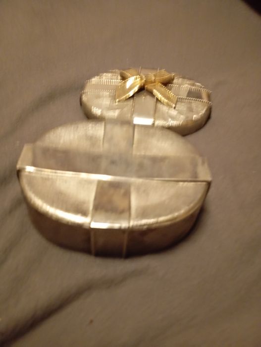 Szkatułka duża z kokardą