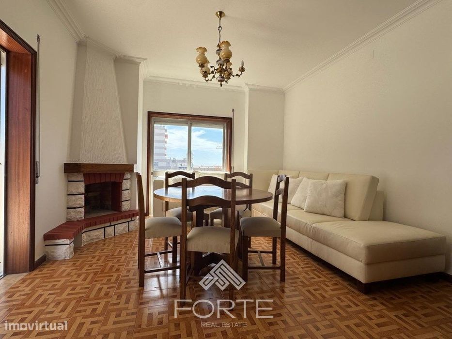 Apartamento T2 para Arrendamento no Centro de Espinho