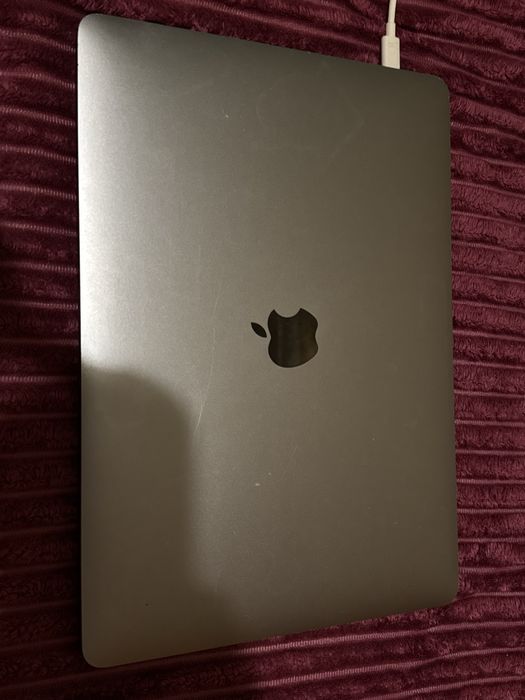 Apple MacBook Pro 13” (2017) Space Gray