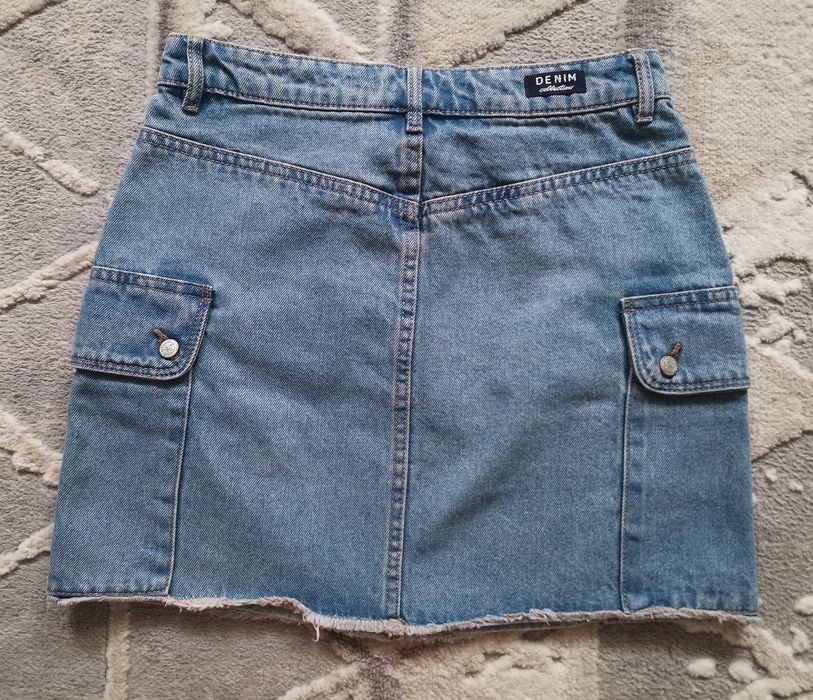 Nowa spódniczka jeansowa z kieszeniami - Sinsay
