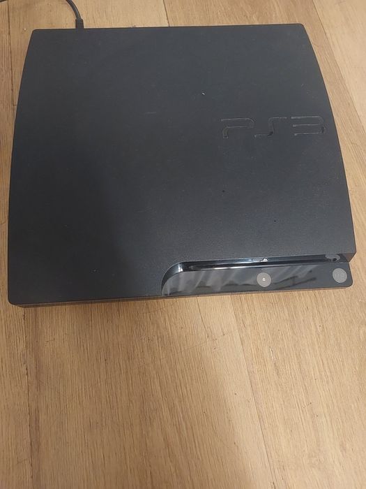 Ps3 500G z trzema padami