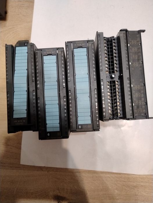 6ES7 331-7NF00-0AB0 SM331 AI 8x16BIT Siemens simatic s7 300 PLC hmi