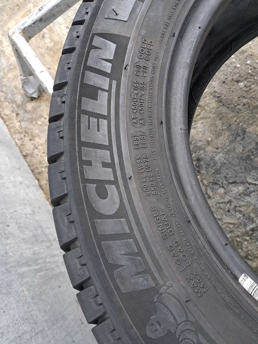 Резина літо 95% протектор Michelin 195/70 R15C Agilis