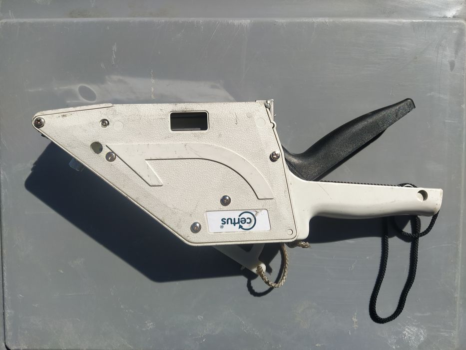 Аплікатор наклейок