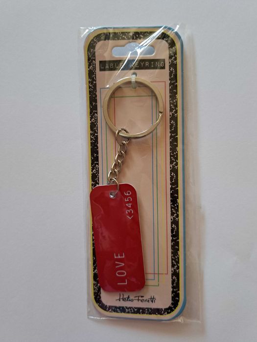 "Love" porta-chaves novo