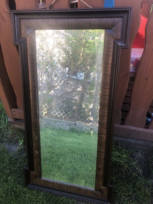 Piękne stare kryształowe lustro