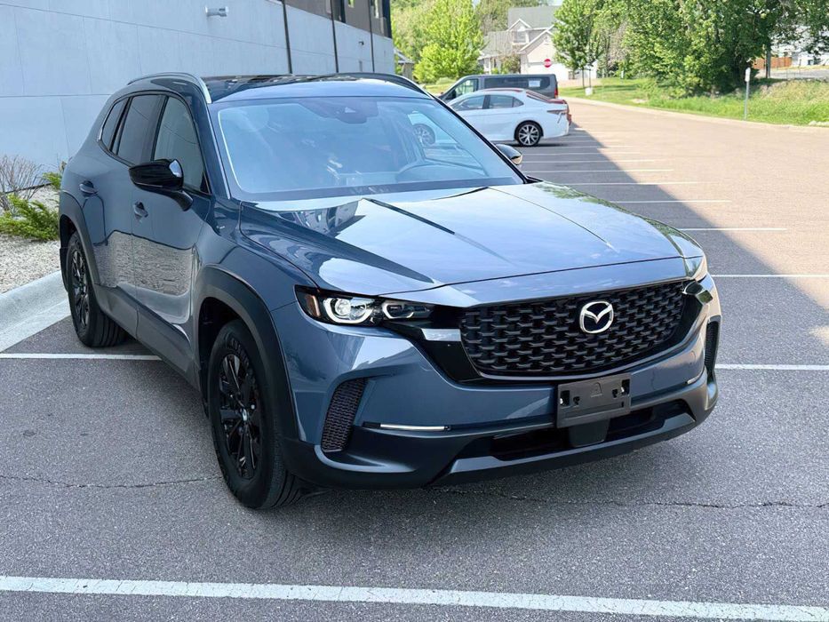 Mazda CX-50 S Premium      2024