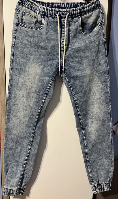 Spodnie jeans Sinsay r.30