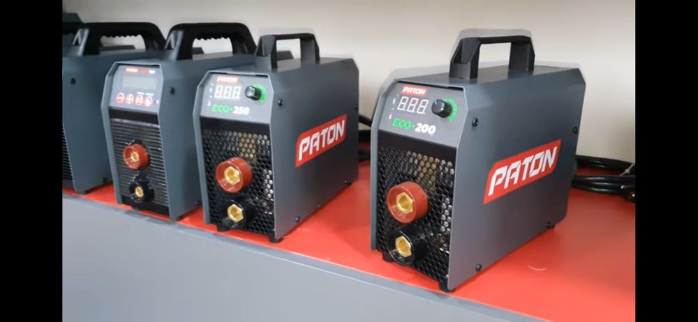 Продам зварювальний апарат Патон еко 200
