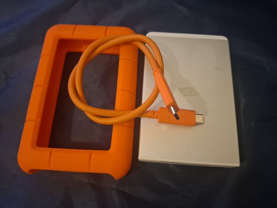 Disco rígido externo da linha LaCie Rugged 5 Tb