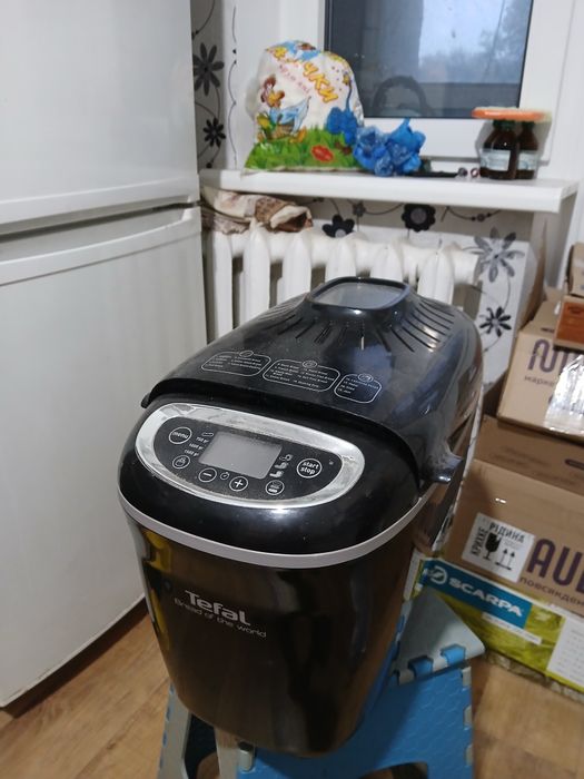 Хлібопічка Tefal