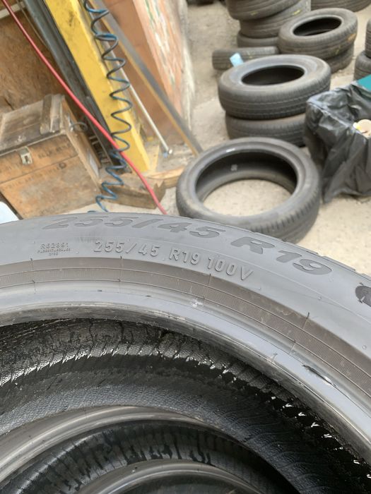 255/45R19 Pirelli 21-23роки