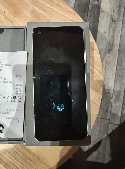 Smartfon Asus zenfone 8