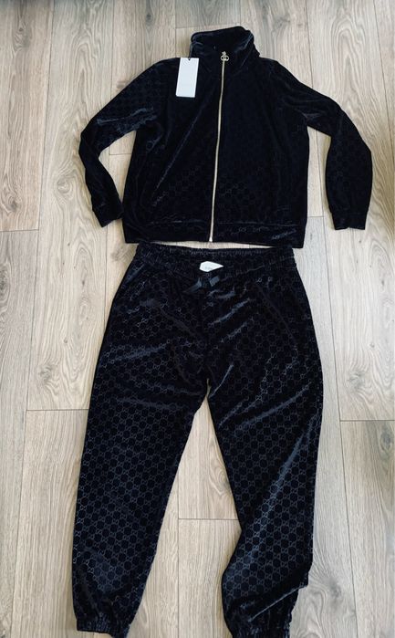 Gucci piękny nowy dres r.40