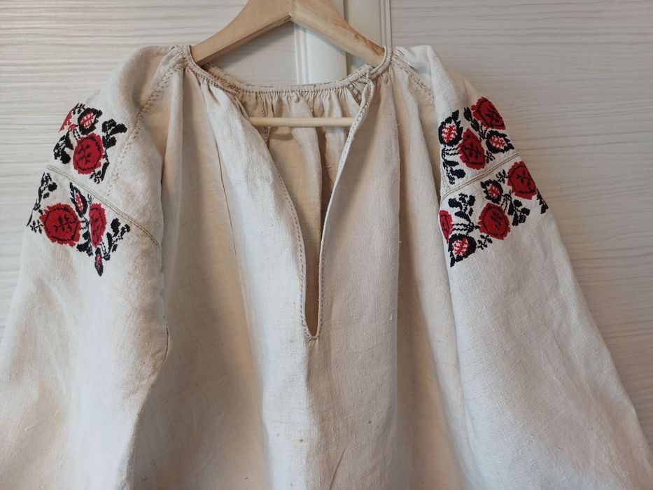 Вишита сорочка вишиванка