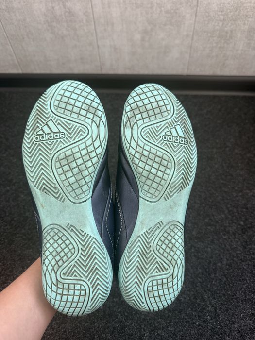 Футзалки, футбольне взуття Adidas р.36