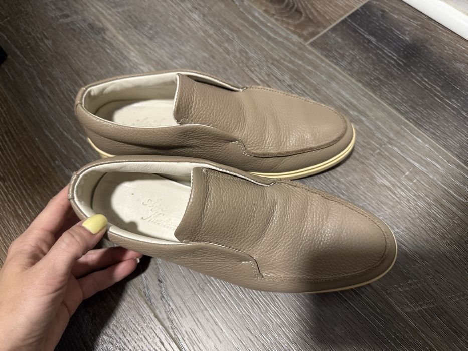 Бежеві шкіряні лофери у стилі Loro Piana 36 розмір, 23 см