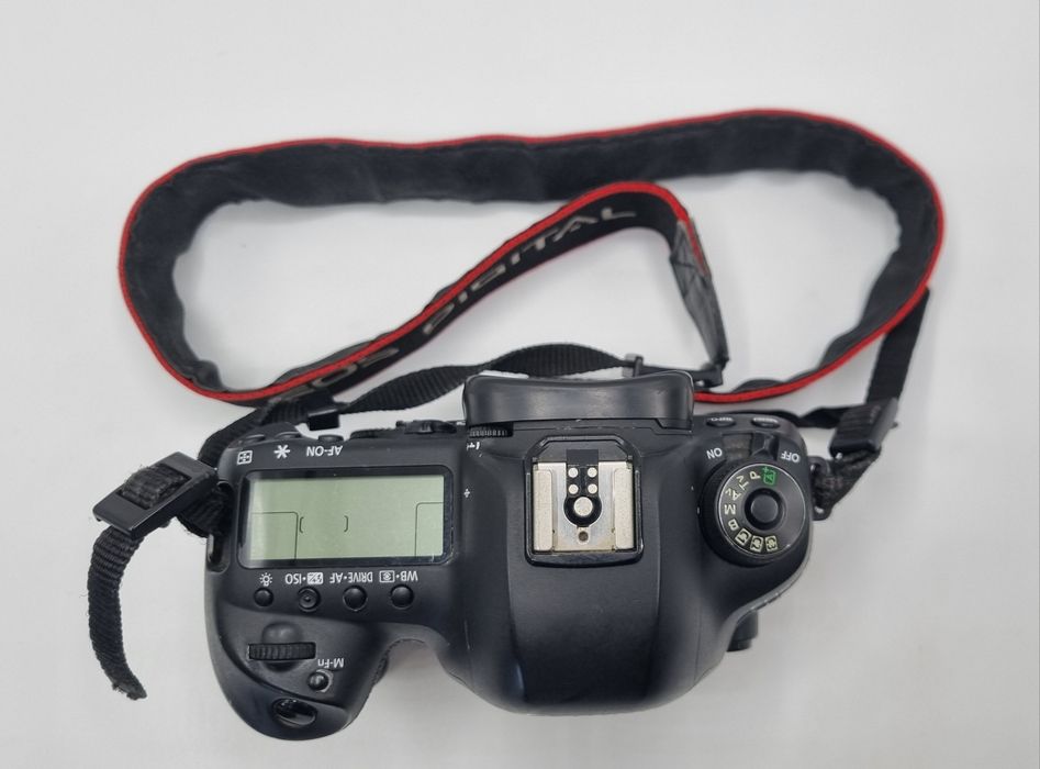 Máquina Fotográfica CANON EOS 5D MARK IV (Full-Frame)