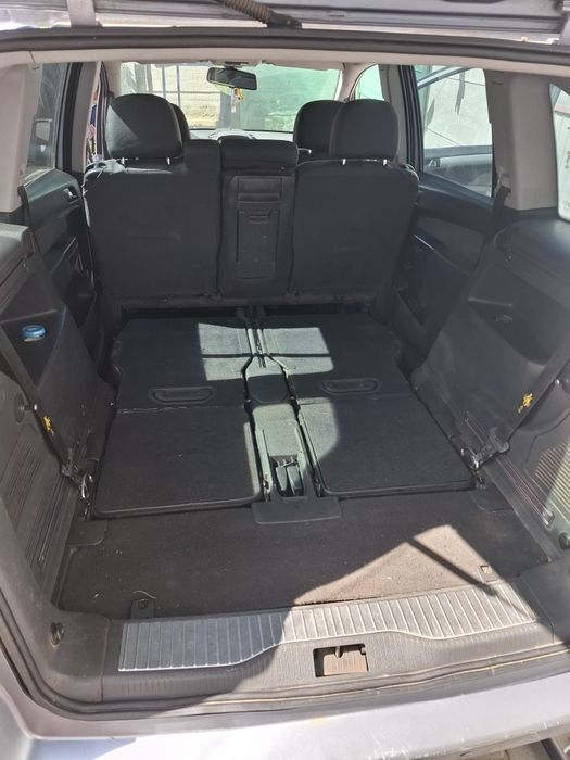 Продам Opel Zafira B