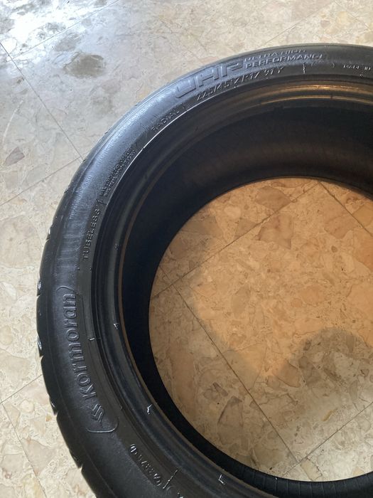 225 45 R17 Pirelli Cinturato Kormoran UHP Pneus