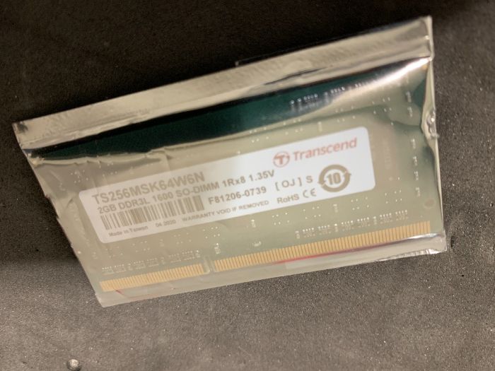 Memória 2GB DDR3L 1600 Transcend TS256MSK64W6N