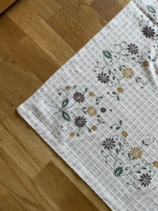 Toalha de mesa (138 cm x138 cm)