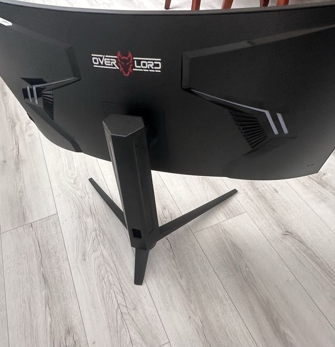 Монітор QUBE Overlord 34''