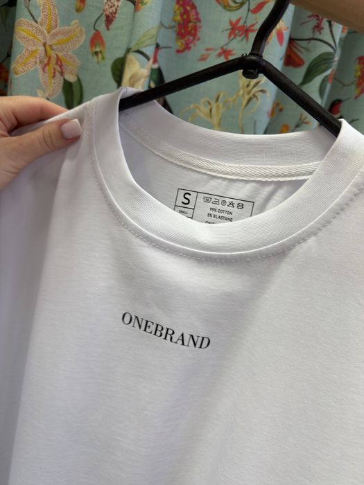 Футболка з принтом