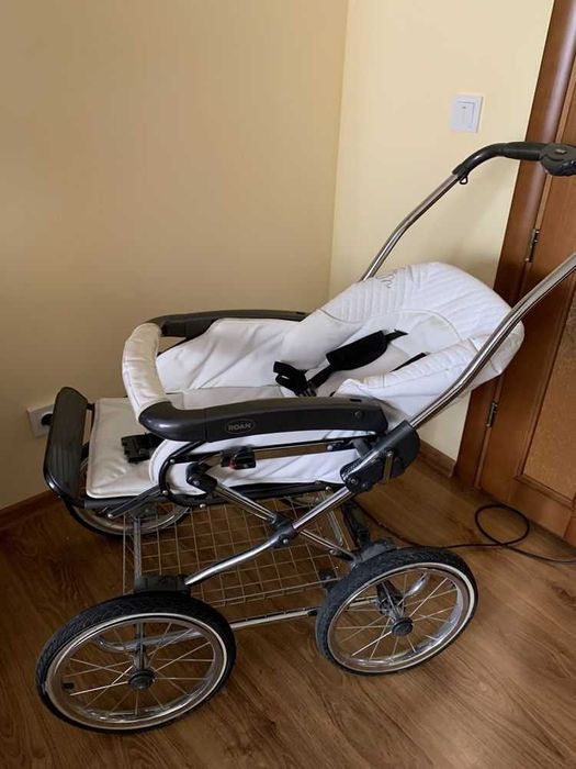 Коляска Люлька Roan Marita мольберт дитячий столик