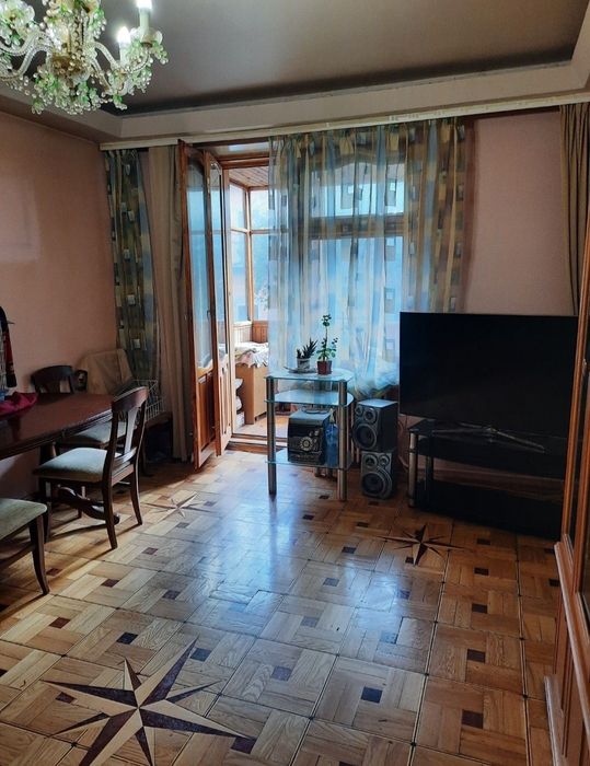 3 к  СТАЛИНКА  Пр. Науки  Павлово Поле, метро 23 августа, м Бот.сад   Центр  Срочно