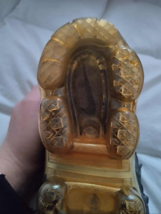 Buty Nike Vapormax plus złote rozmiar 40