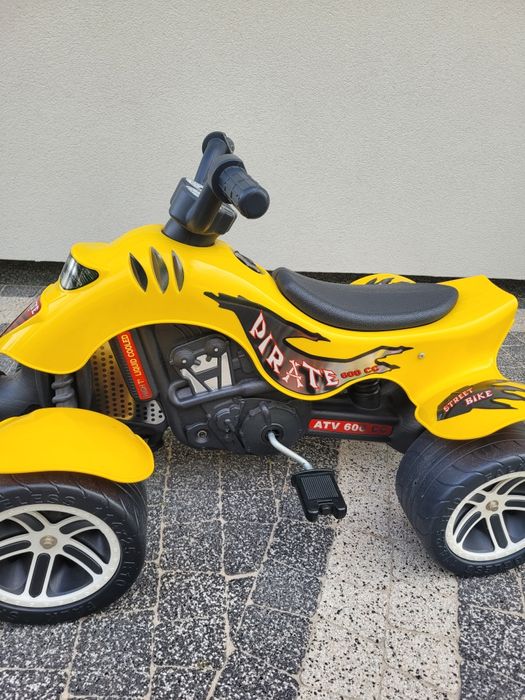 Quad na pedały rowerek