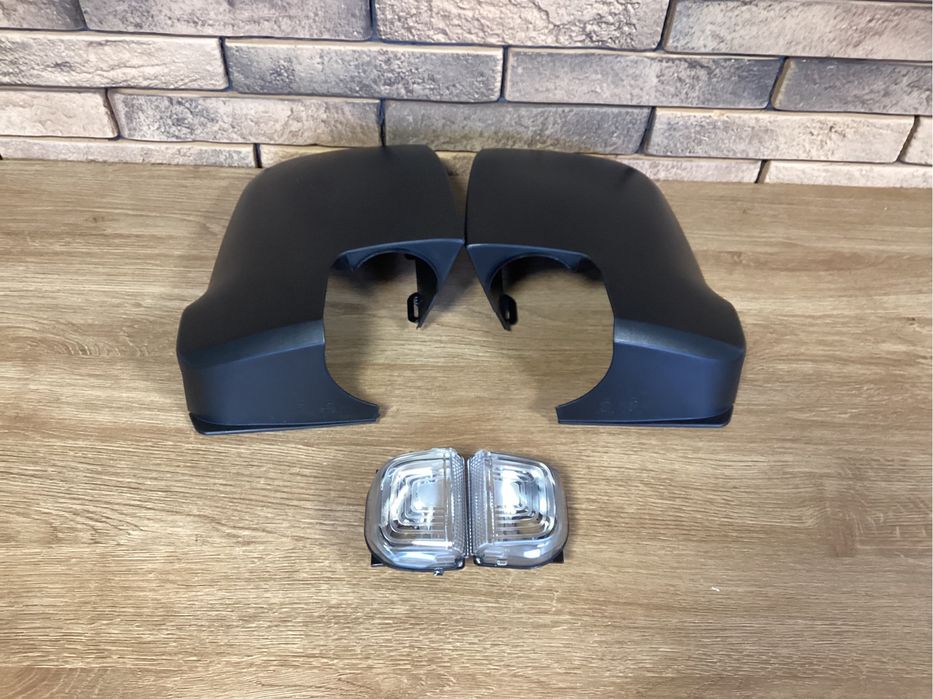 Поворотнік Зеркала Mercedes Sprinter 907 Спринтер 910 Кришка Зеркала