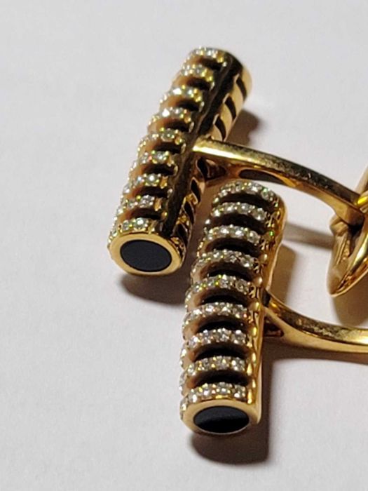 Запонки Harry Winston exclusive.