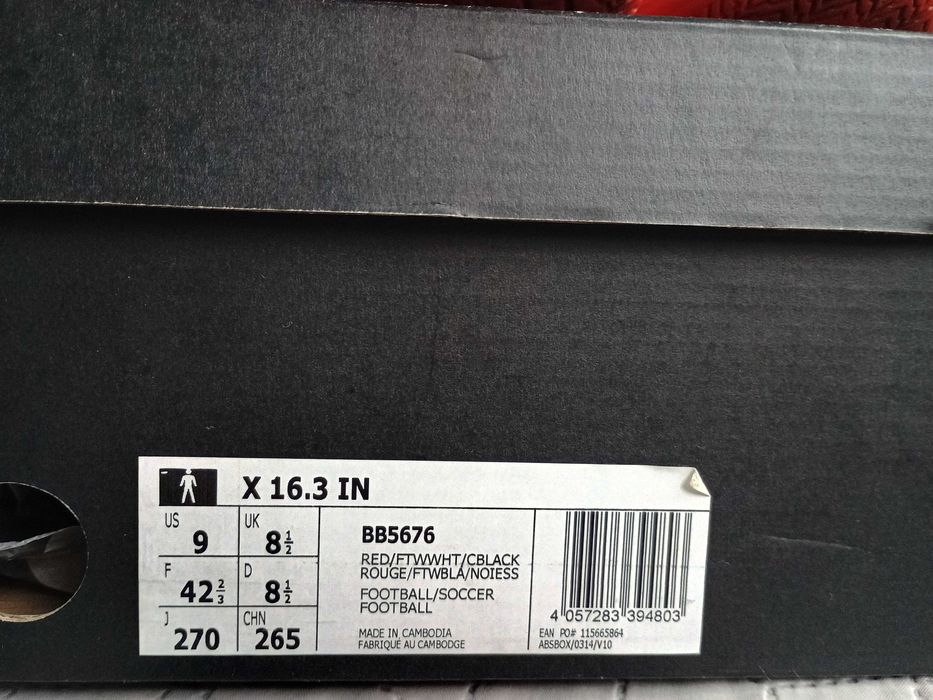 Halówki piłkarskie Adidas z tzw. skarpetą r.42 i 2/3