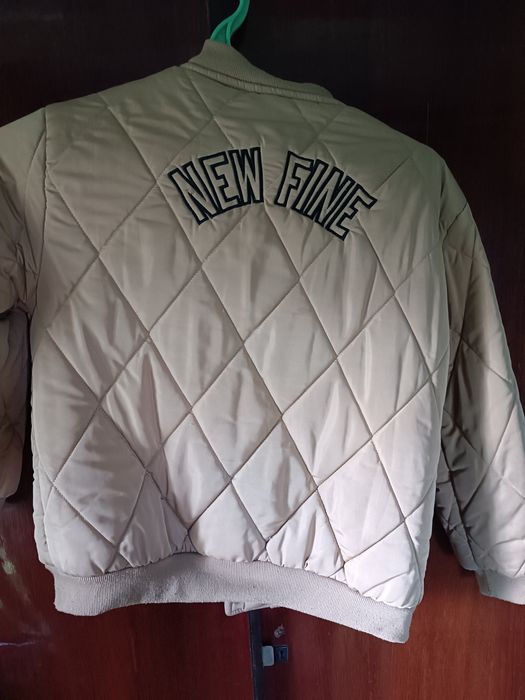 Куртка осінь весна на 130см стан дуже класний