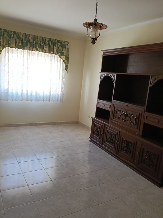 Vende-se T1 Faro (S. Luís)