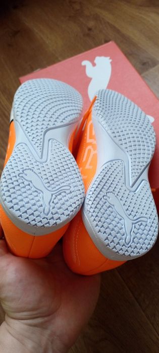 Футзалки пума 38 розмір