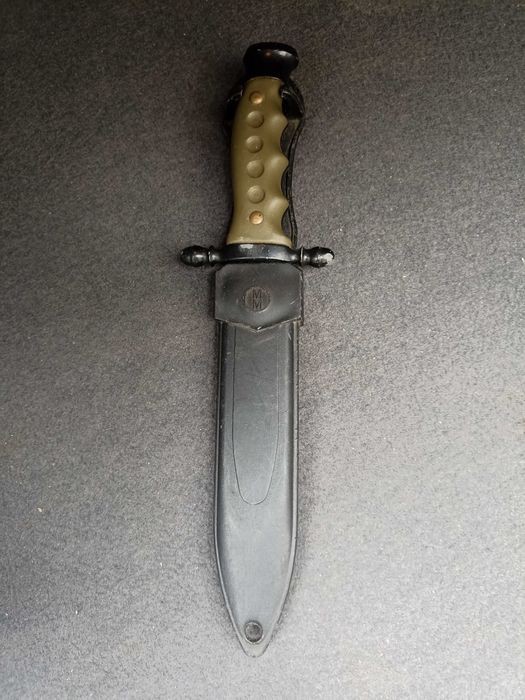 Faca militar Muela