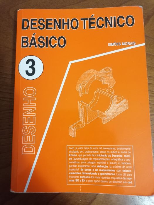 Conjunto prancheta, compasso e livro de desenho