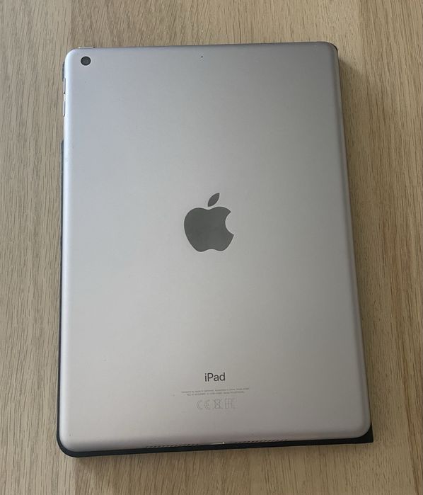 Ipad 6ª geração 32 Gb  Silver